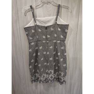 Madeline And Monroe Women Sleeveless Check Embroidered Dress Size S